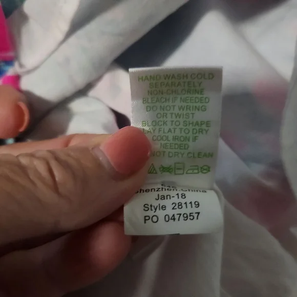 lilly pulitzer skirt Lobsters In Love Print Lined READ SIZE 4 - Picture 5 of 8